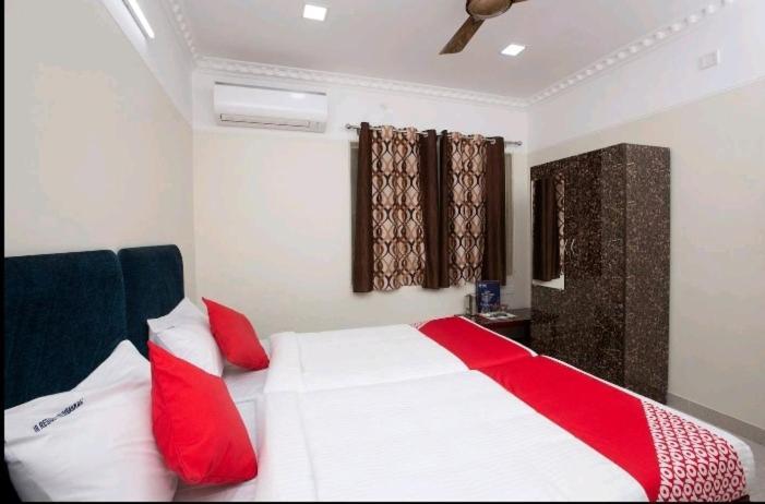 Jr Residency Hotel Chennai Luaran gambar